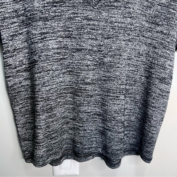 Rag & Bone Grey Heathered Lightweight Vneck Short Sleeve Shirt Size XS - Picture 3 of 9